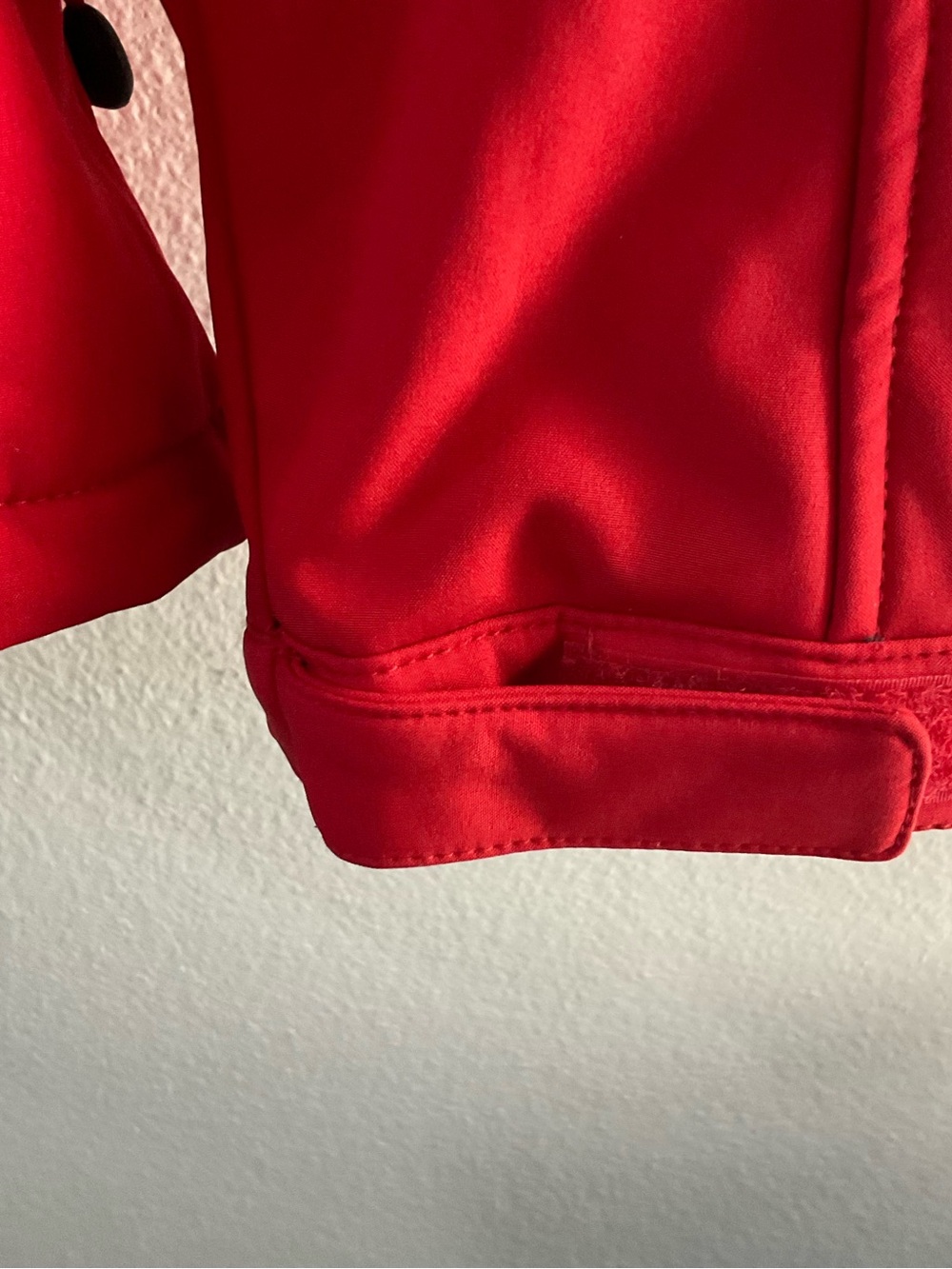 Avnet Red Performance Softshell Jacket - Men - Picture 7 of 10